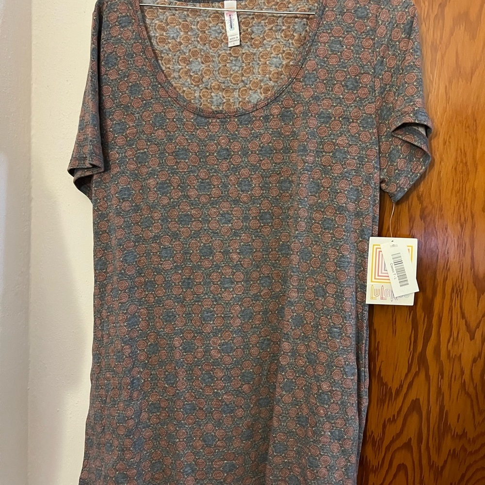 LuLaRoe Classic-T size large brand new with tags